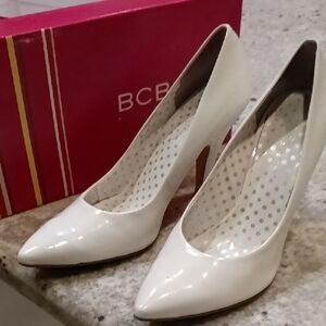 BCBG Classic Pattend Leather White Heels